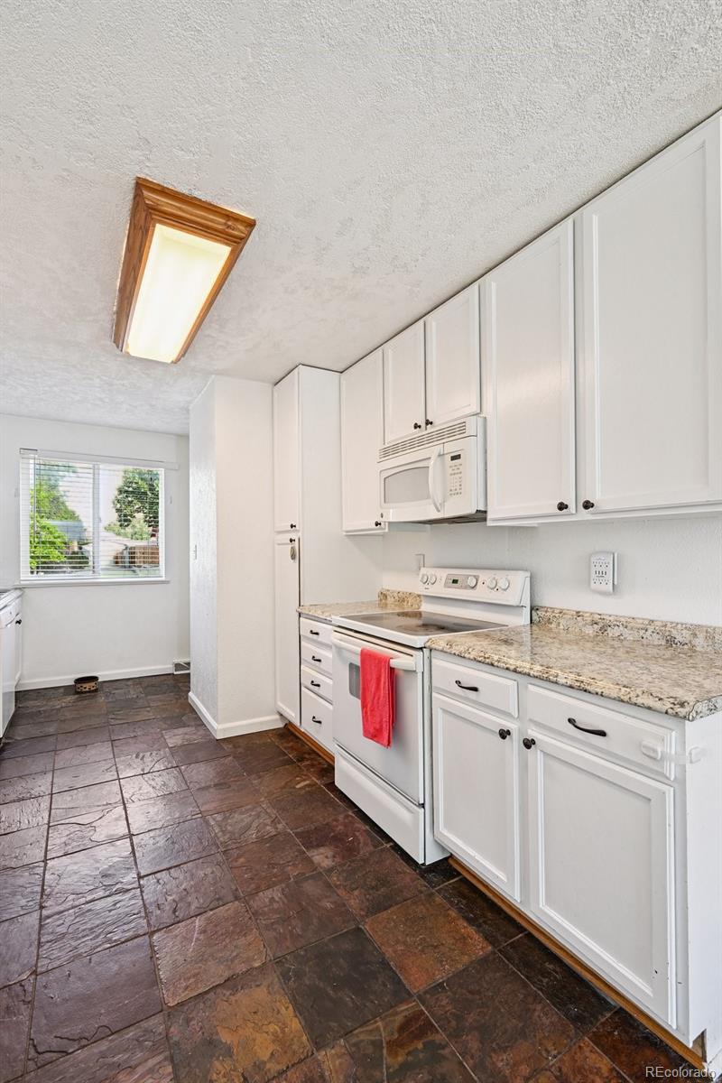 3350 W 94th Avenue