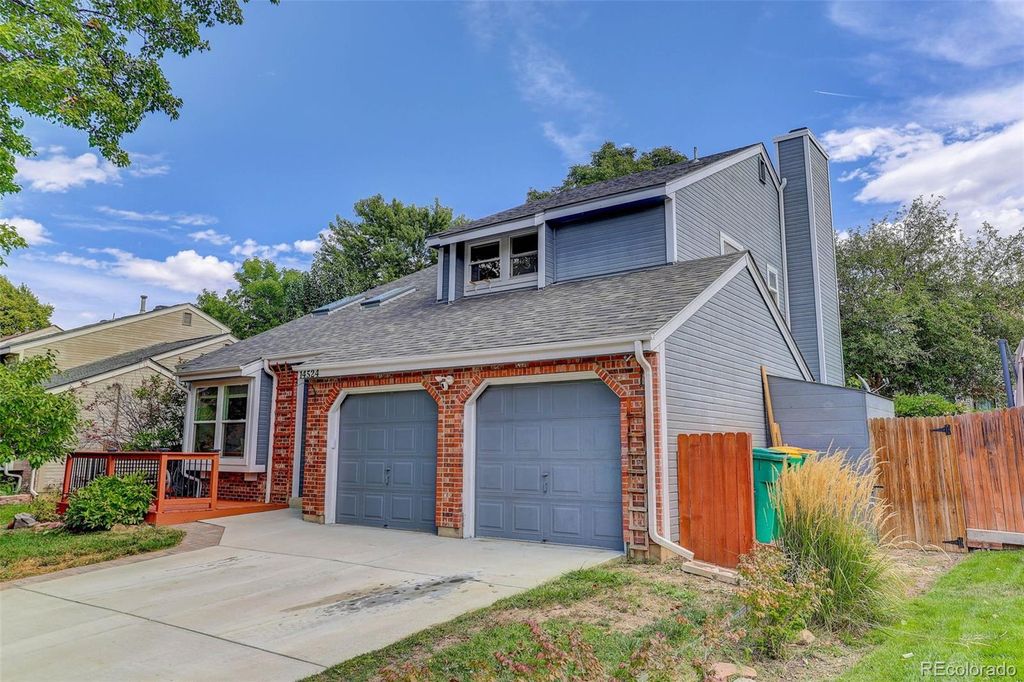 Photo of 14524 E Wagon Trail Drive, Aurora, CO 80015 (MLS # 9924710)