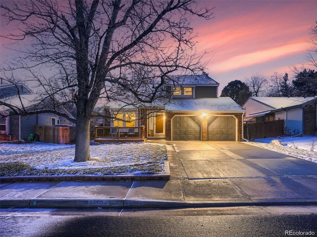 Photo of 14524 E Wagon Trail Drive, Aurora, CO 80015 (MLS # 9924710)