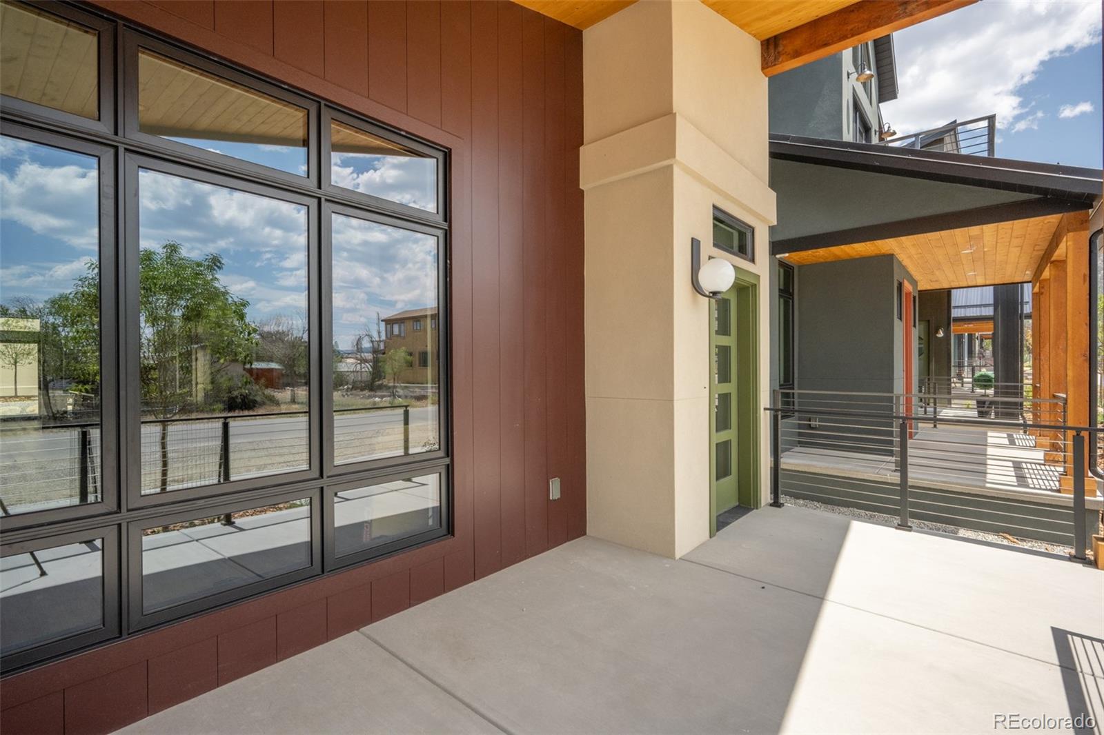 408 E Arkansas Street