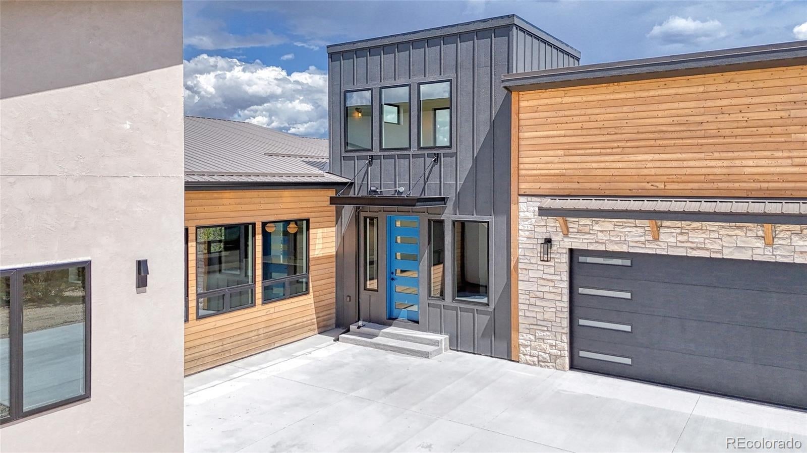 10339 Outpost Lane