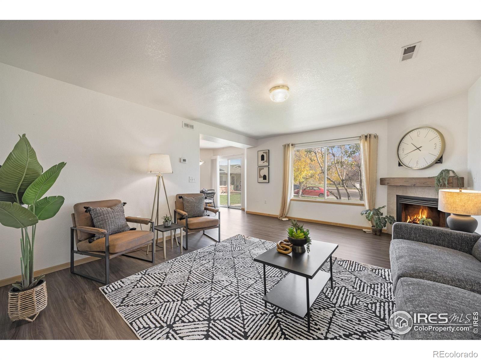 850 S Overland Trail 20