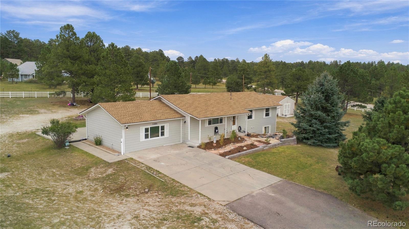 33976 Hummingbird Drive
