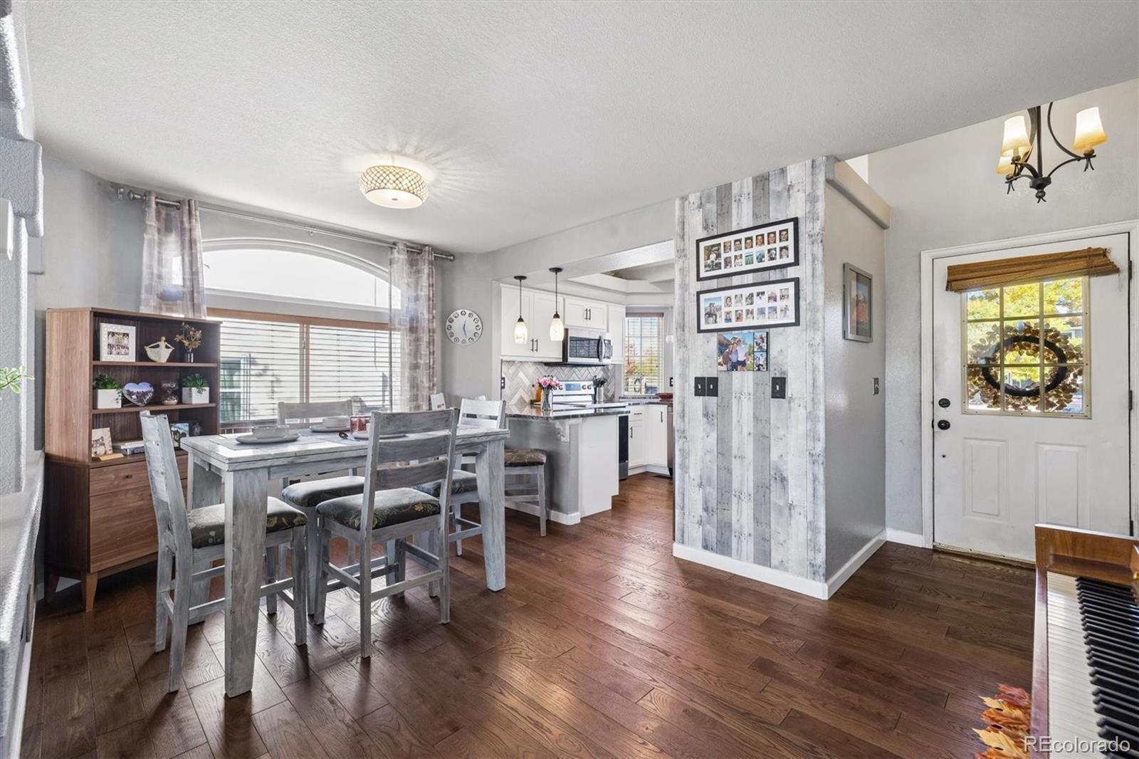 1512 Spring Water Way