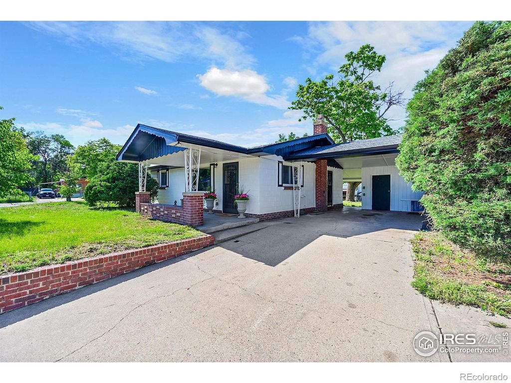 Photo of 707 E Emma Street, Lafayette, CO 80026 (MLS # IR1043940)