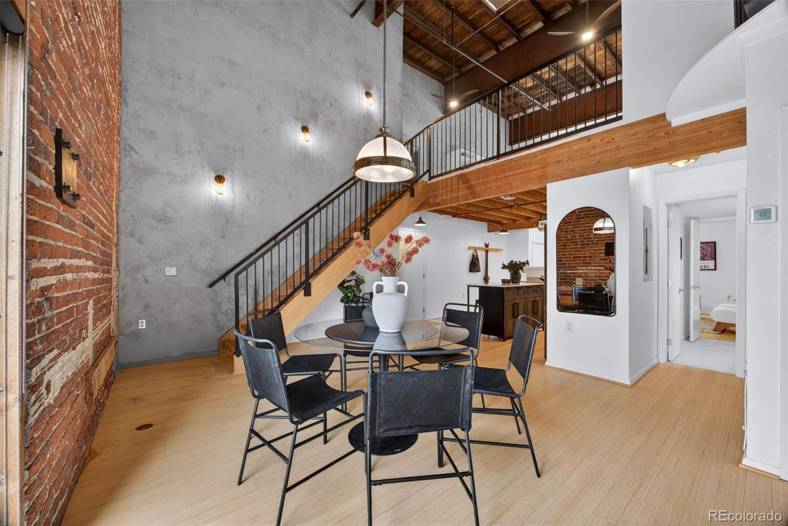 3225 Blake Street 20