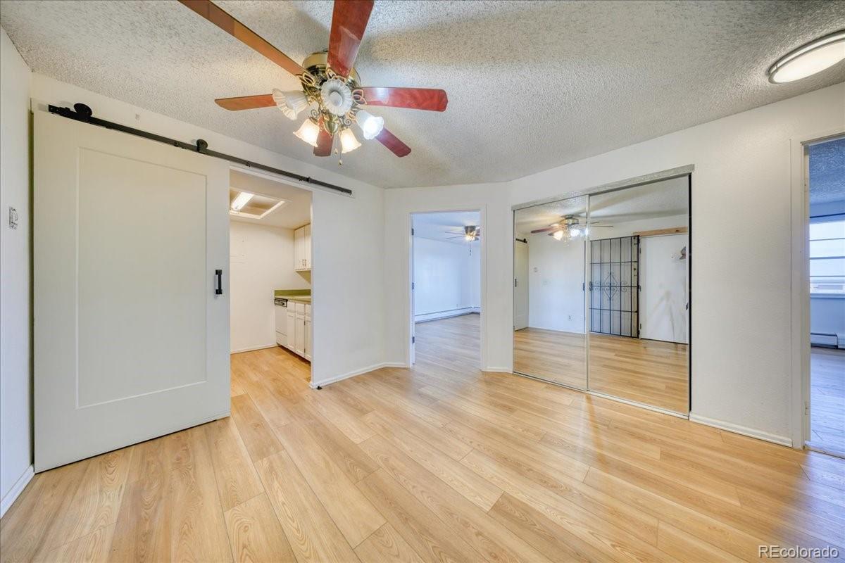 1150 Golden Circle 511