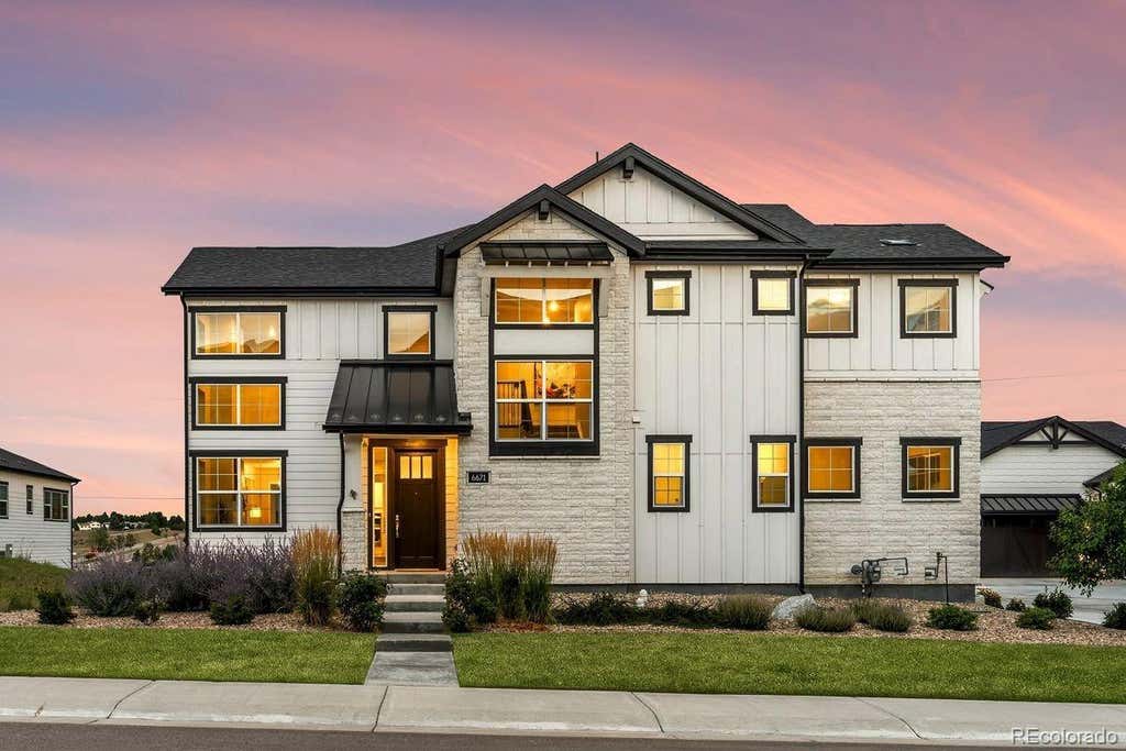 Photo of 6671 S Lee Street, Littleton, CO 80127 (MLS # 6246456)