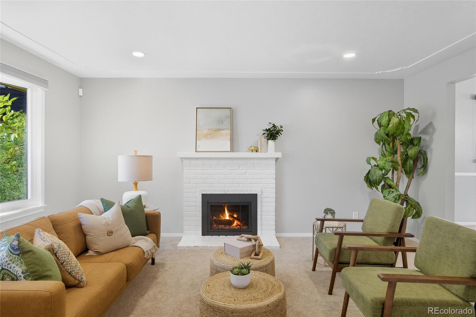 10885 E Crestline Place