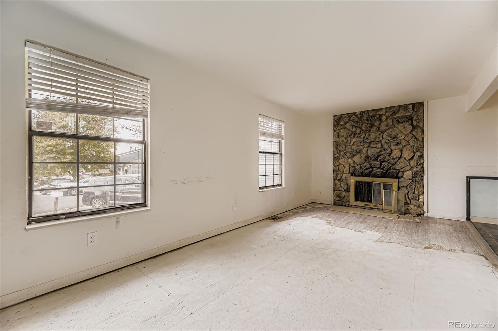 17895 E Nassau Place