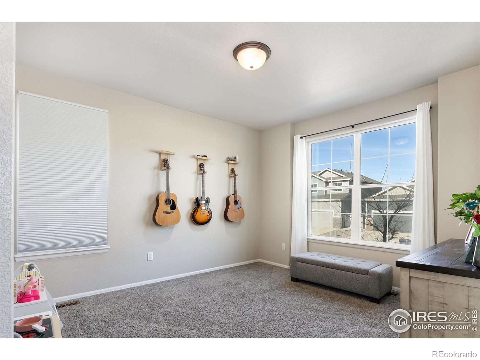 2716 Sapphire Street