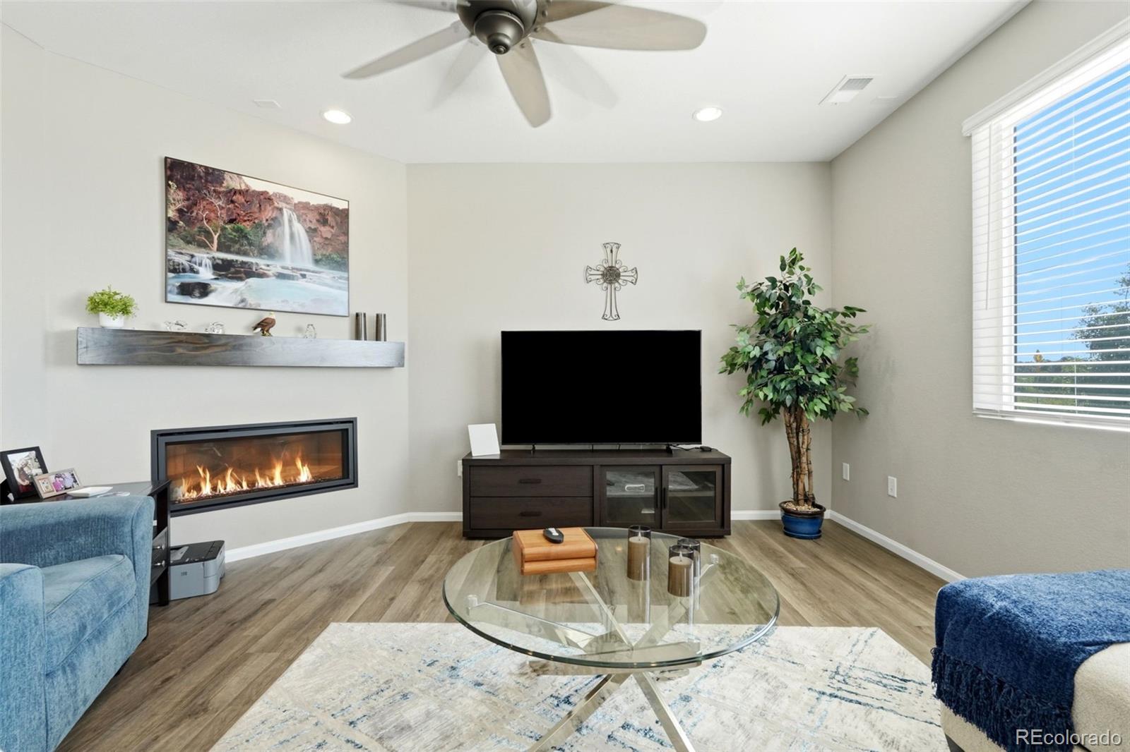 359 Vista Cliff Circle