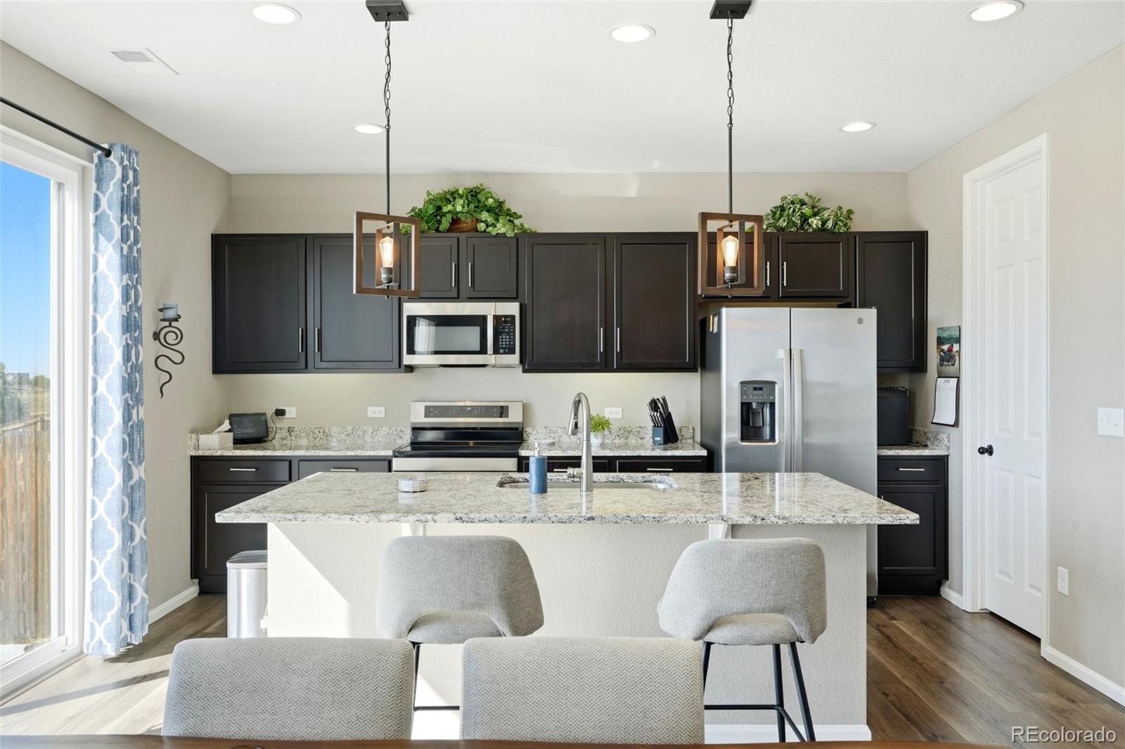 359 Vista Cliff Circle