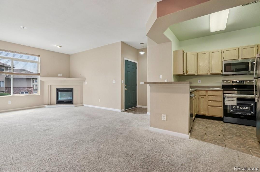 Photo 1 of 10 — 4545 Wheaton Drive B210, Fort Collins, CO 80525