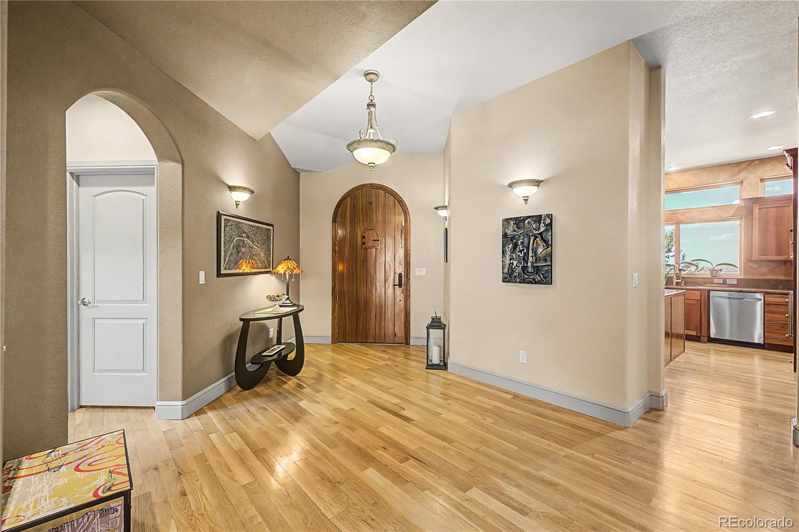 11164 W Yucca