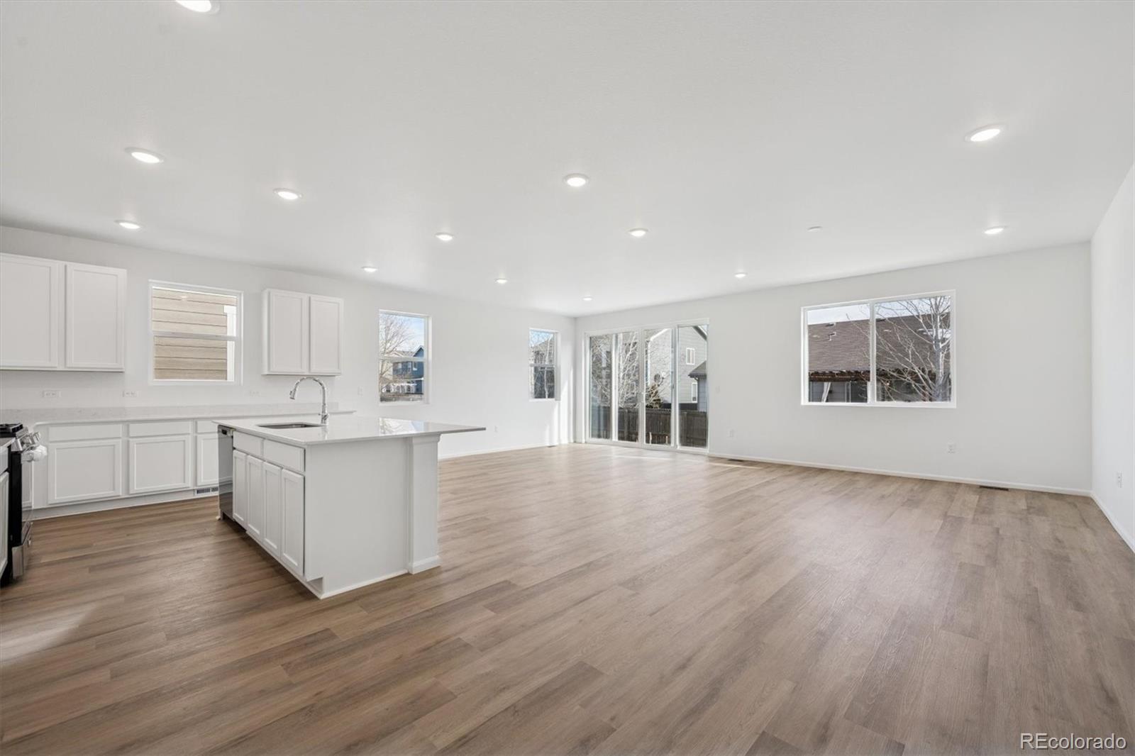 386 Lake Granby Avenue