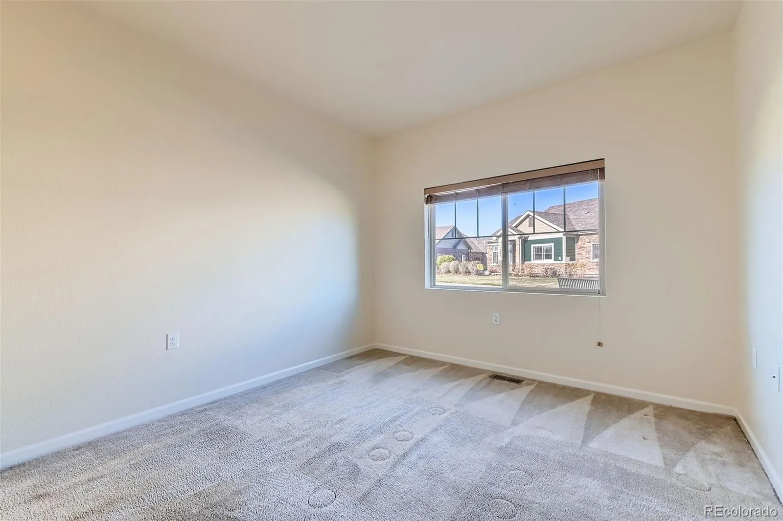 Thornton, Colorado 80241, United States, 2 Bedrooms Bedrooms, ,2 BathroomsBathrooms,Residential,Active,107703