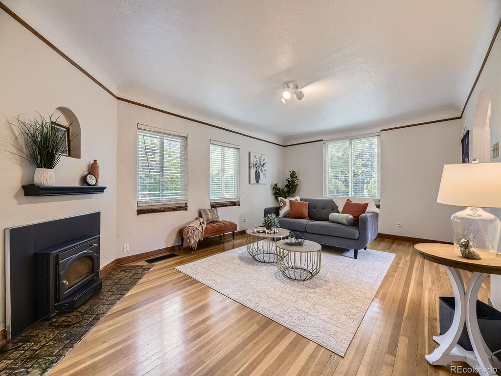 Photo of 2260 Leyden Street, Denver, CO 80207 (MLS # 3503942)