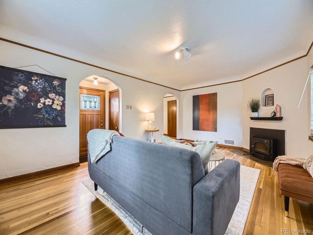 Photo of 2260 Leyden Street, Denver, CO 80207 (MLS # 3503942)