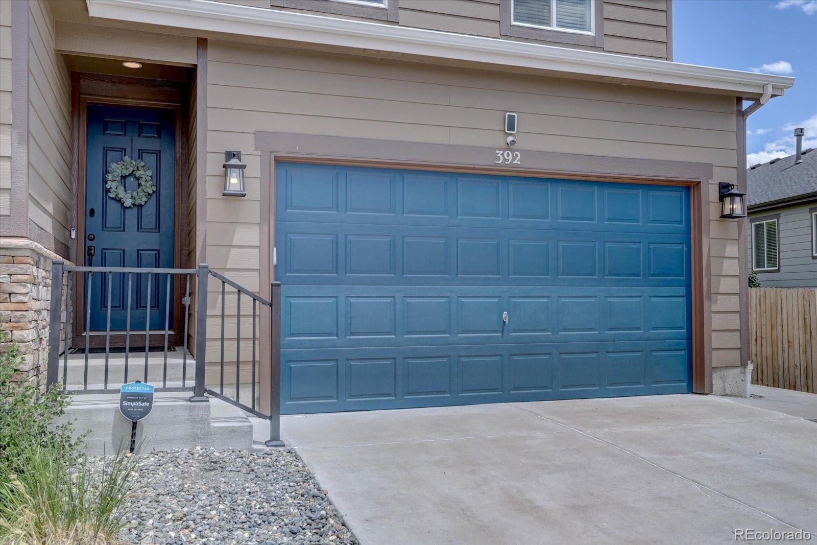 392 Vista Cliff Court