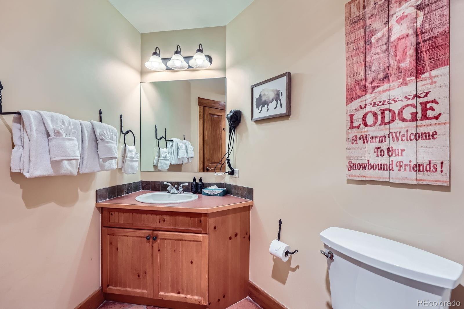 53 Hunki Dori Court 8835