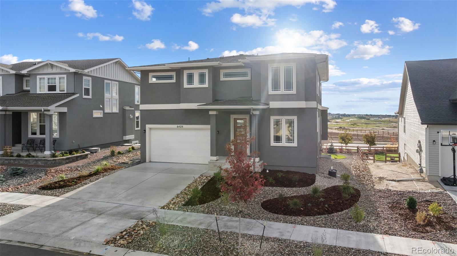 6429 Deco Drive