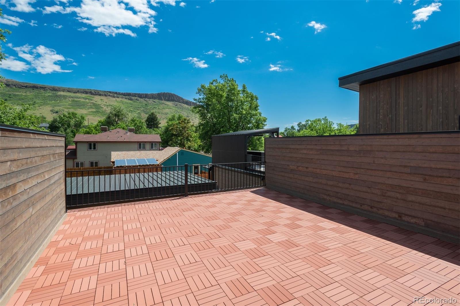 21 Washington Avenue