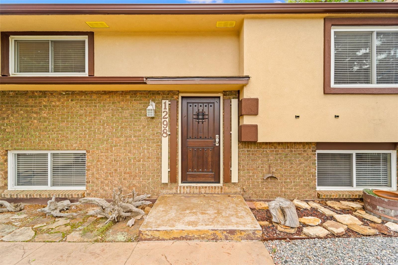 1298 Kachina Drive
