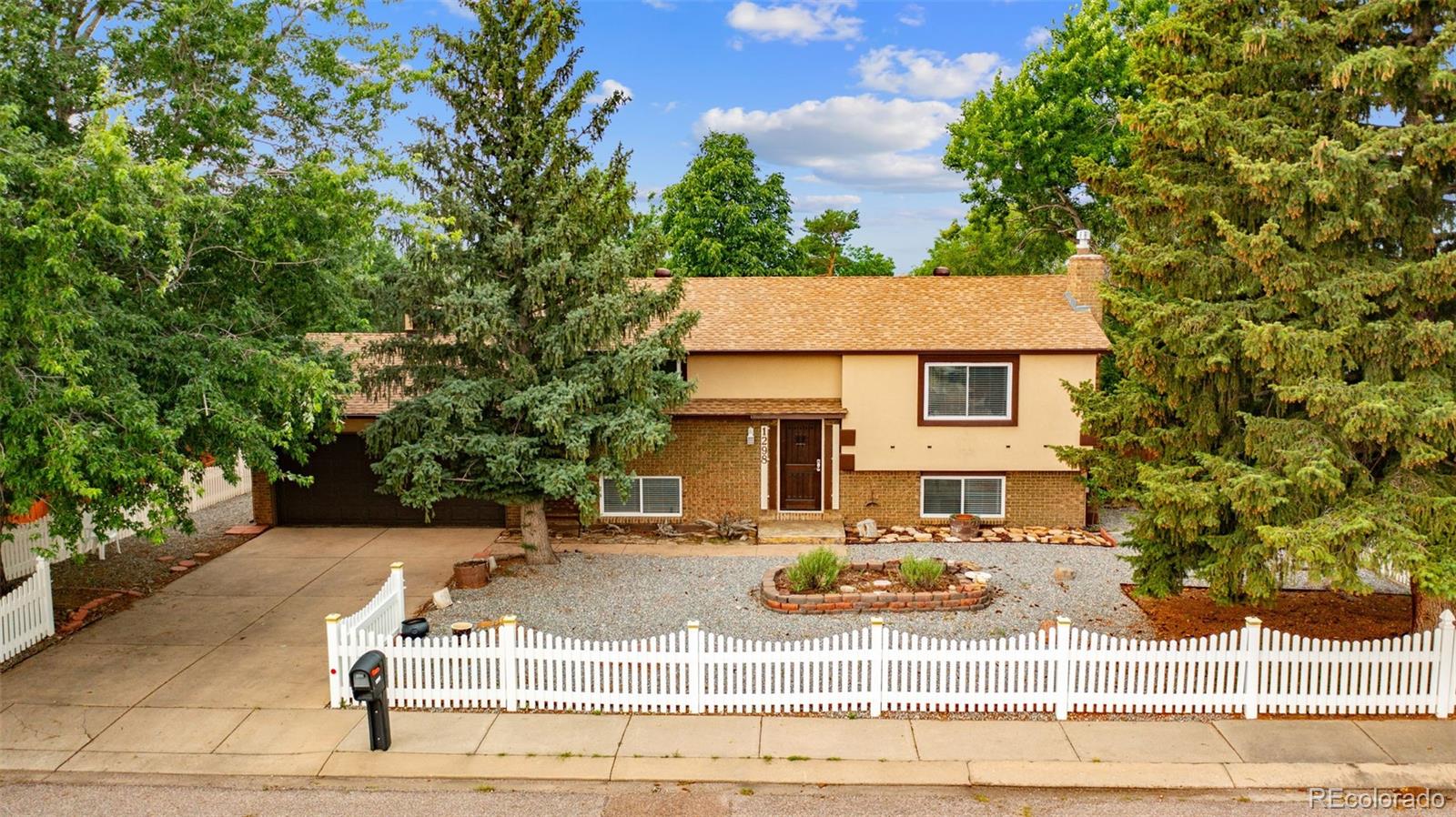 1298 Kachina Drive