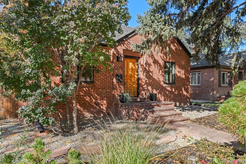 Photo of 1225 Dahlia Street, Denver, CO 80220 (MLS # 9612074)