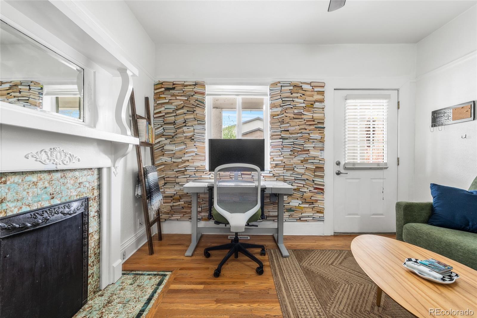 2465 W Caithness Place