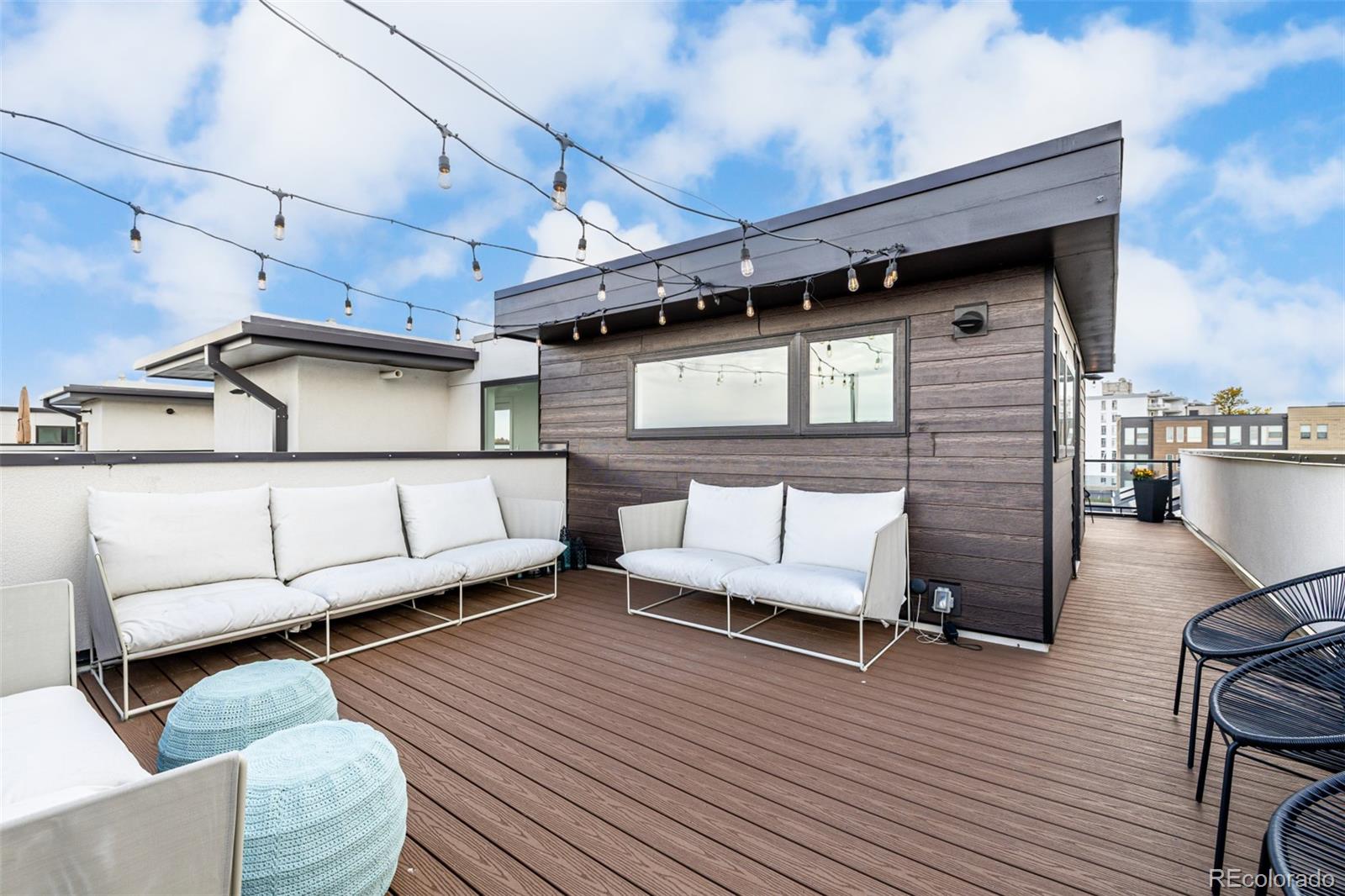 6820 E Lowry Boulevard