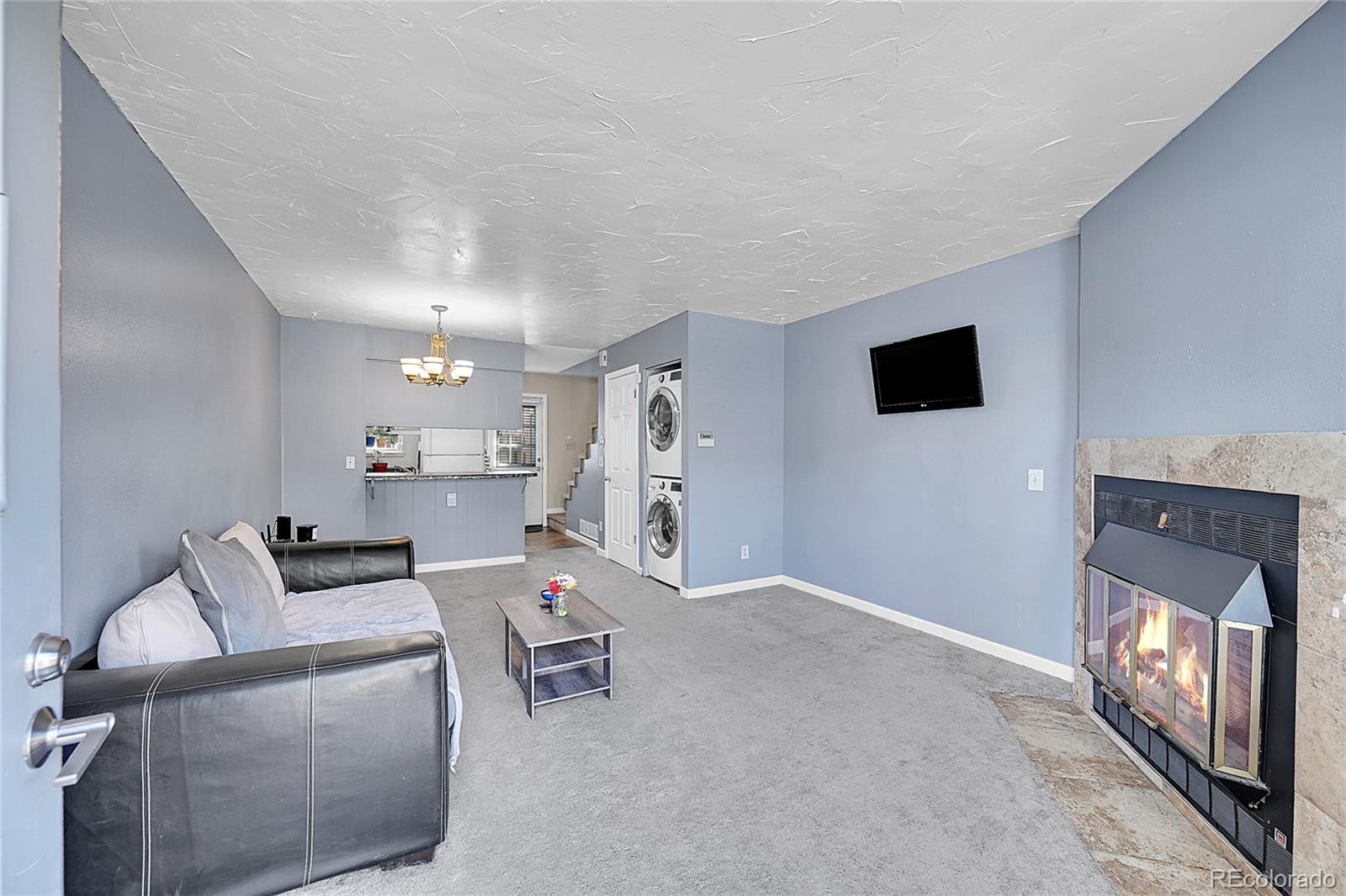 1662 S Blackhawk Way A, Aurora, CO, 80012 3 1662 S Blackhawk Way A