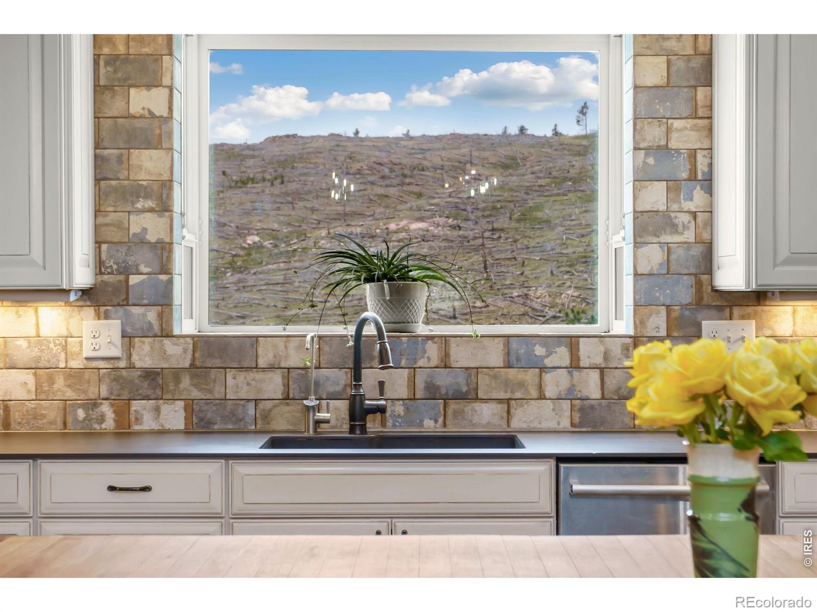 2051 Stove Prairie Road