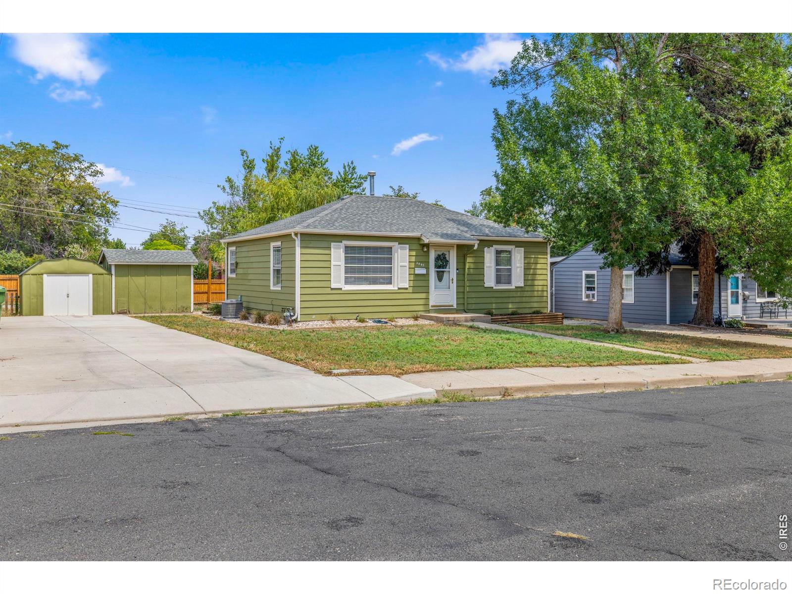 2443 Mountain View Drive