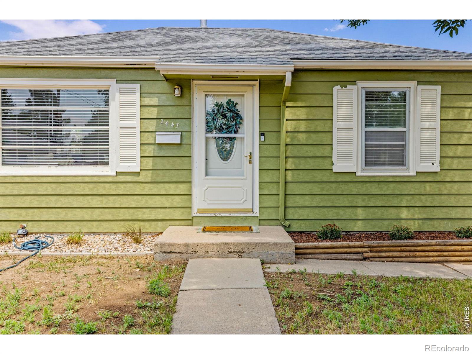 2443 Mountain View Drive