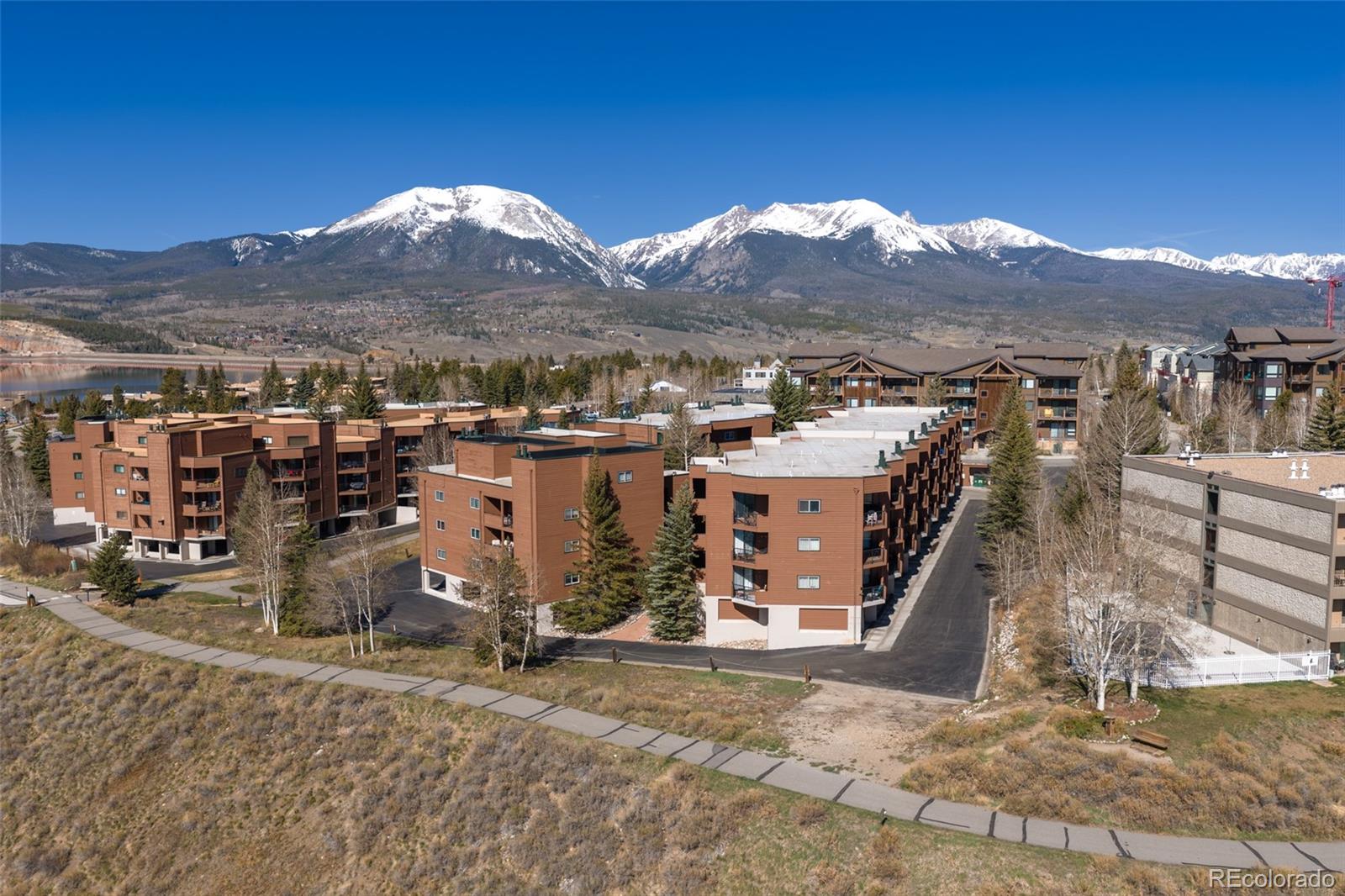 200 E La Bonte Street 223