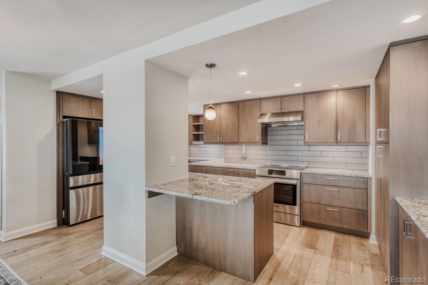 1551 Larimer Street 2504