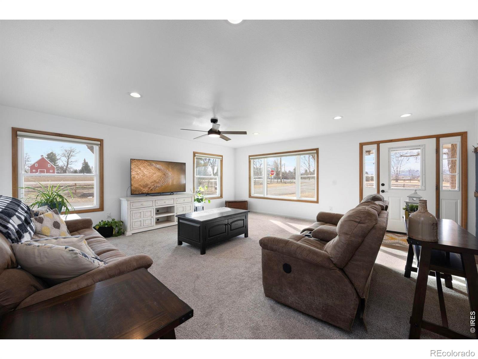 5215 E County Road 16