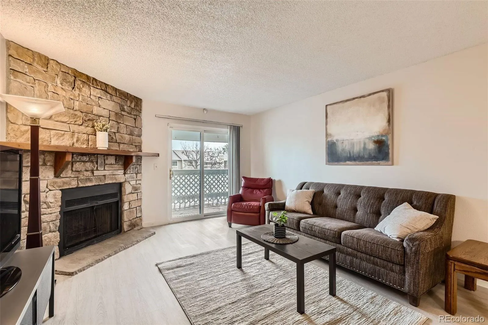 Denver, Colorado 80247, United States, 1 Bedroom Bedrooms, ,1 BathroomBathrooms,Residential,Pending,102238