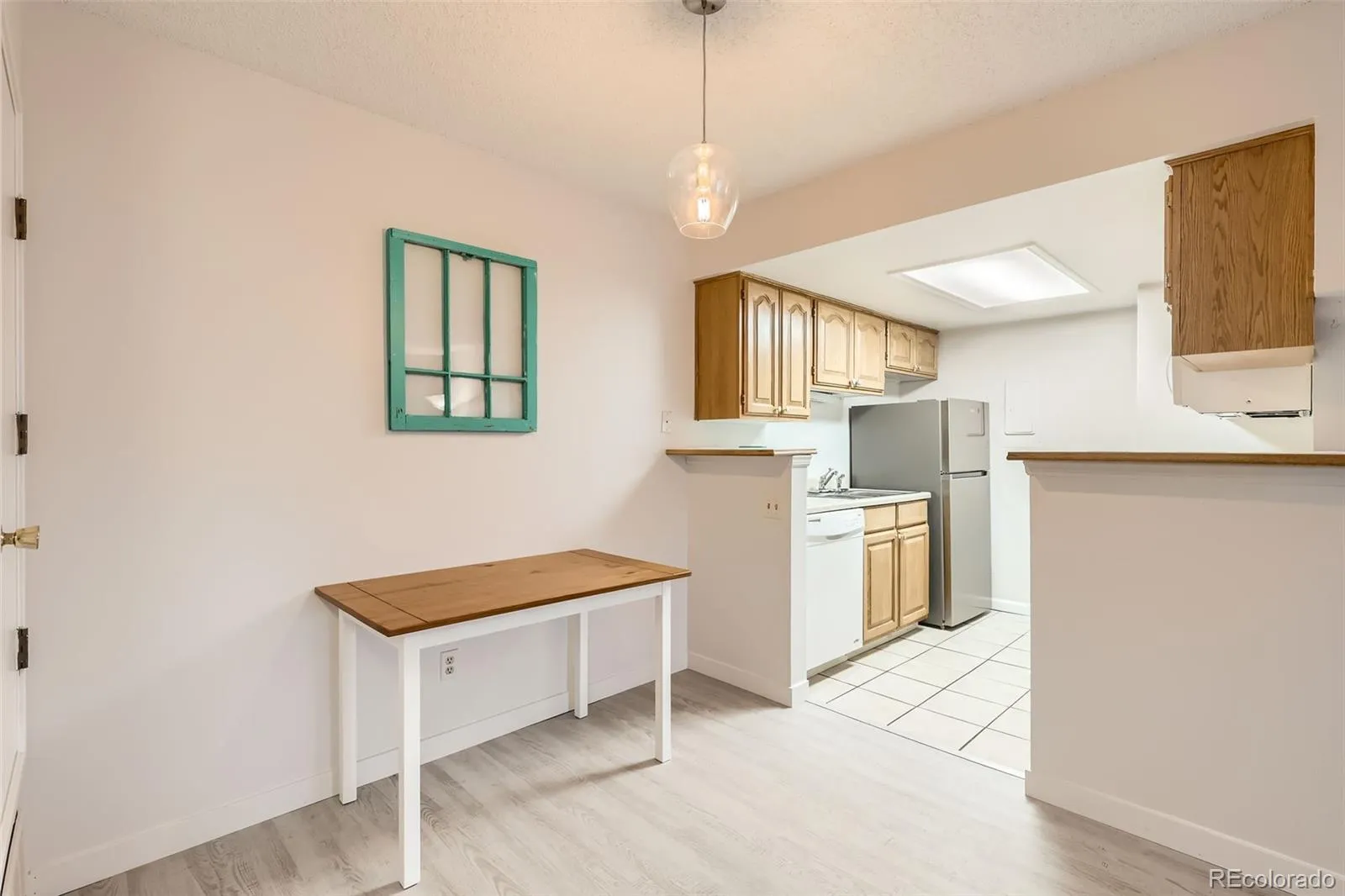 Denver, Colorado 80247, United States, 1 Bedroom Bedrooms, ,1 BathroomBathrooms,Residential,Pending,102238