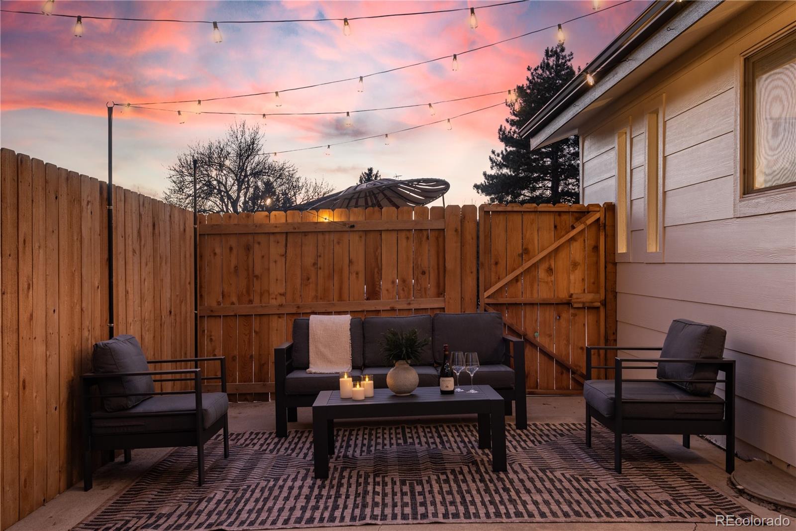 9292 W 56th Place