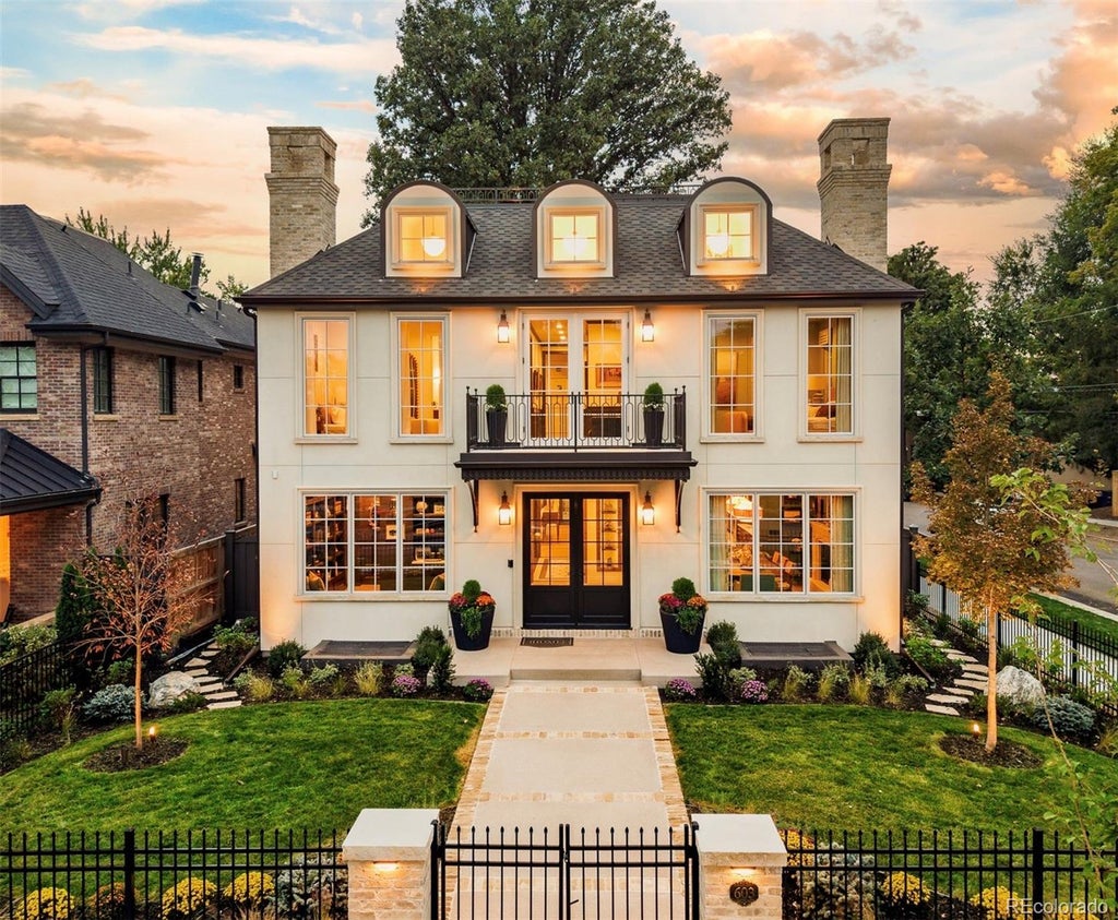 Photo of 603 S Downing Street, Denver, CO 80209 (MLS # 6934339)