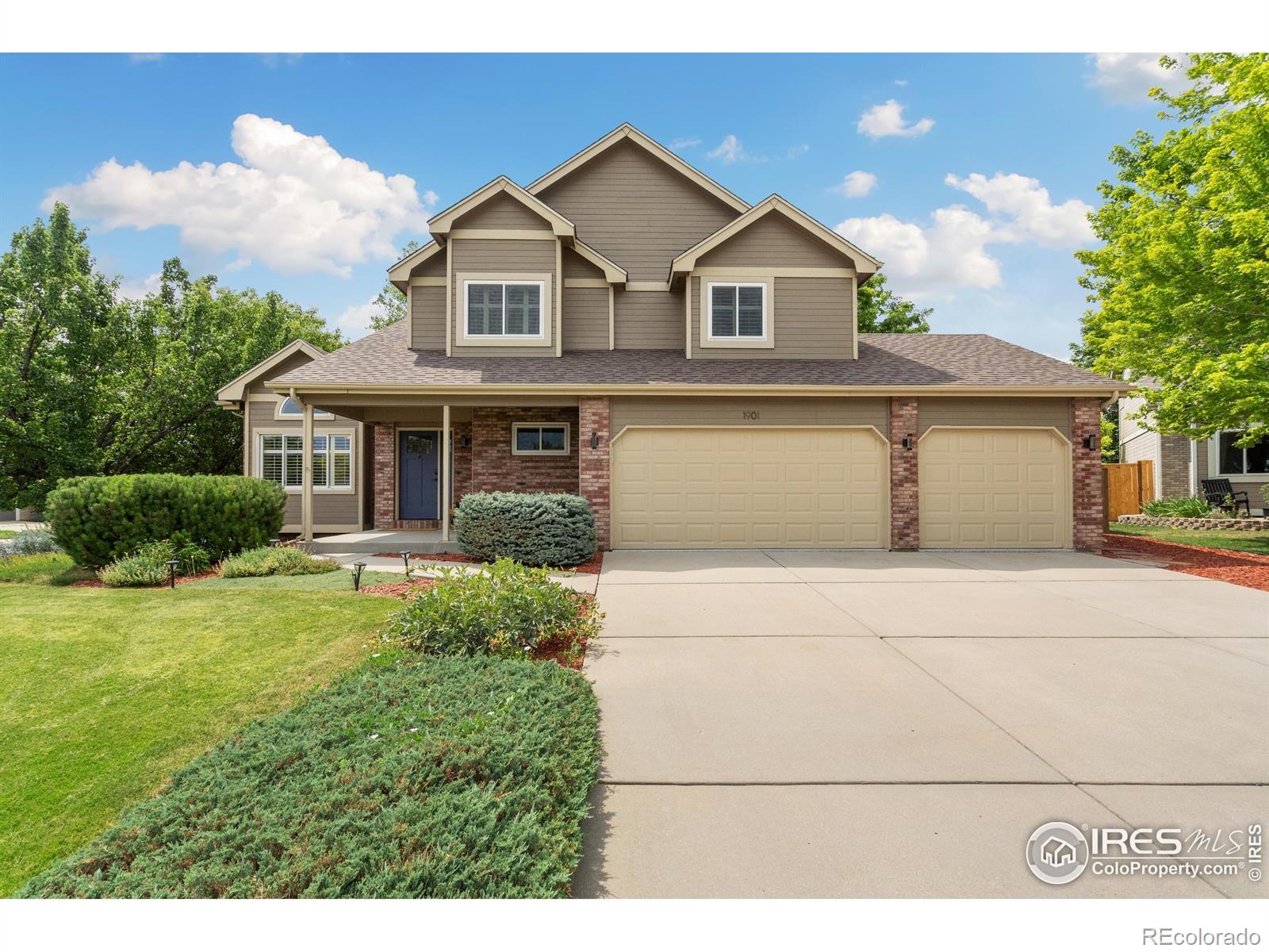 1901 Glenview Court