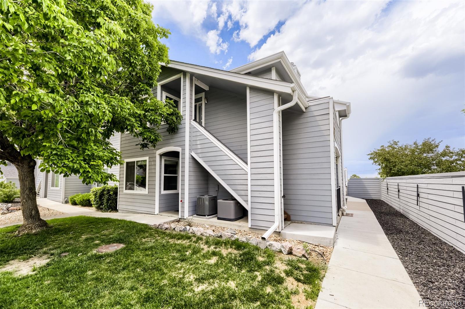 8500 E Jefferson Avenue 10G