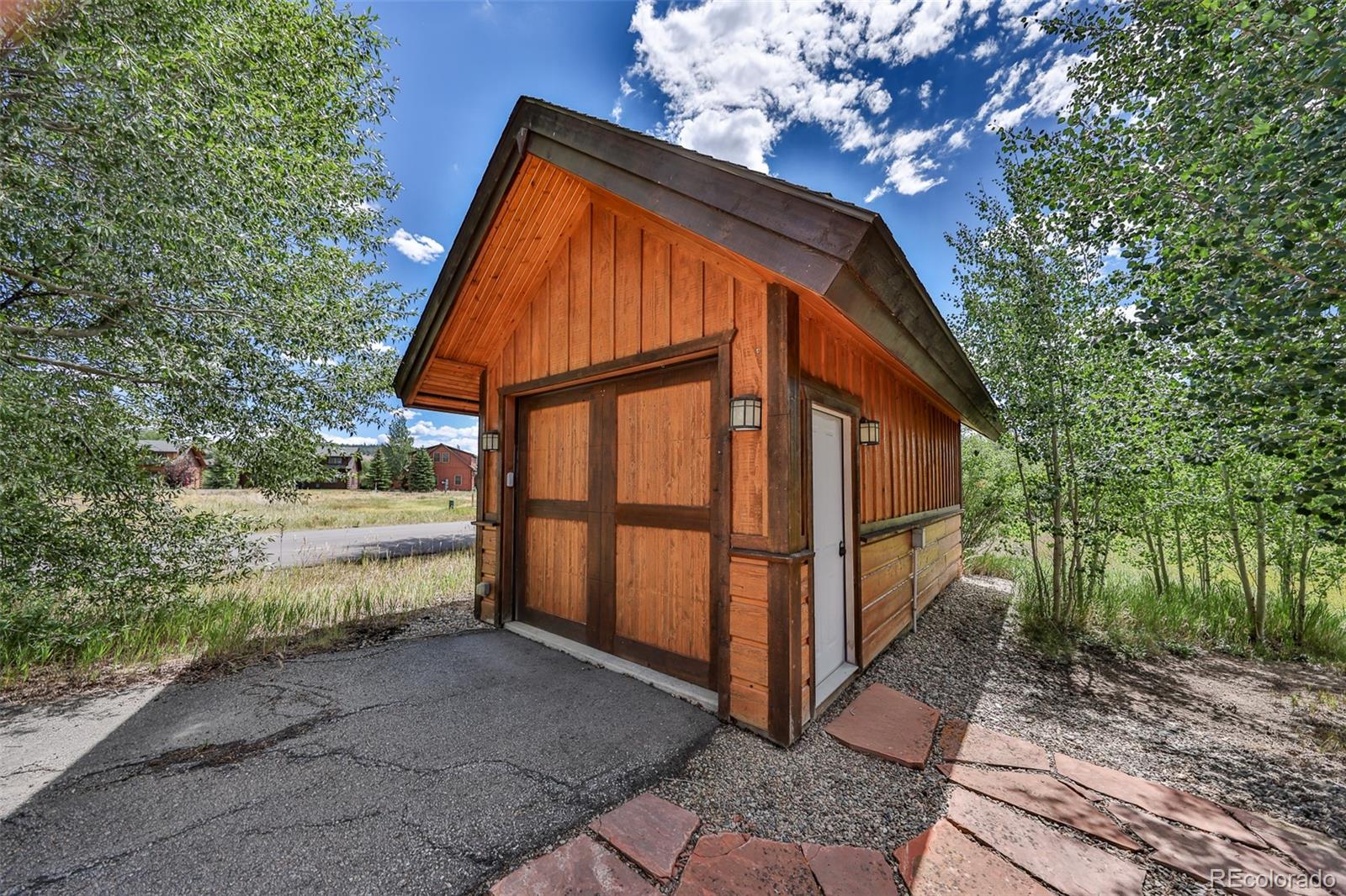 521 Pioneer Drive