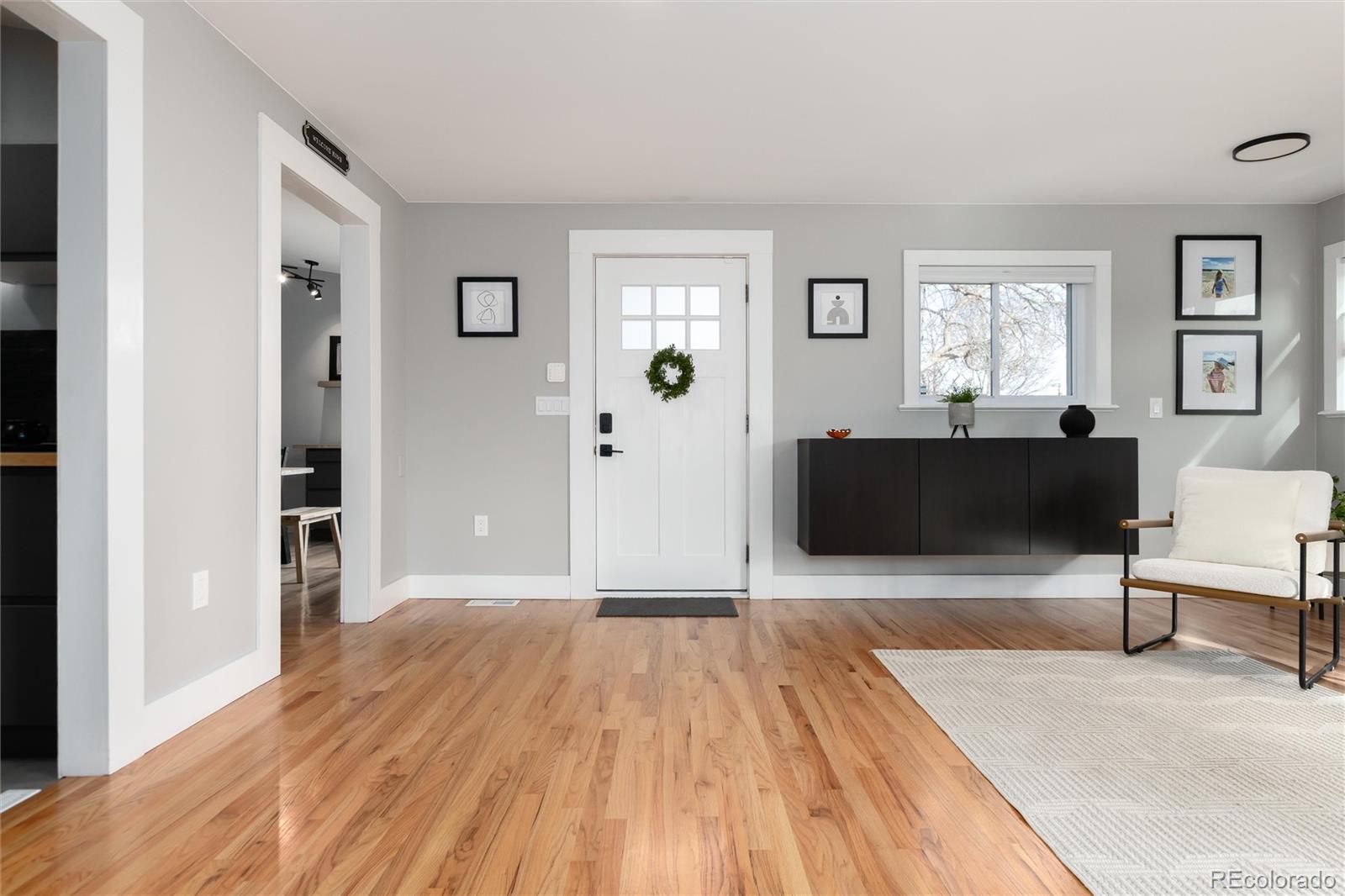 5819 W Elmhurst Drive