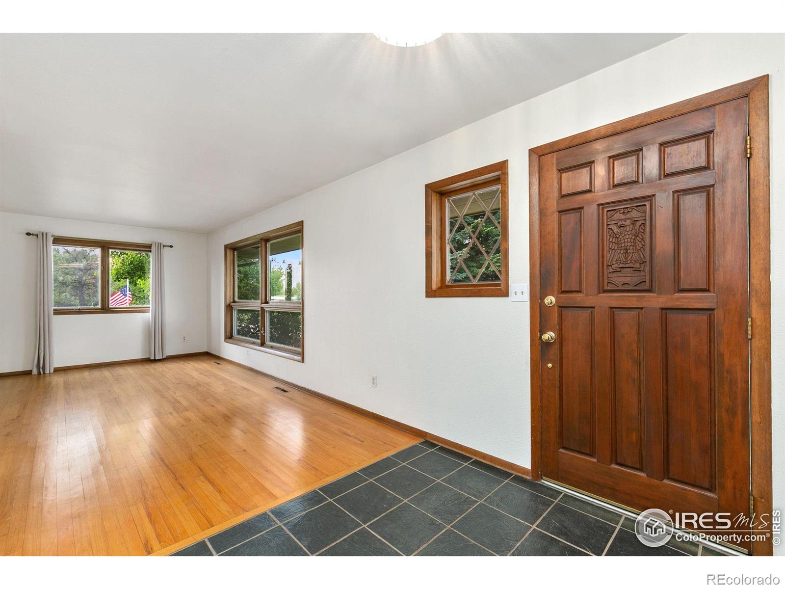 5220 Apple Drive