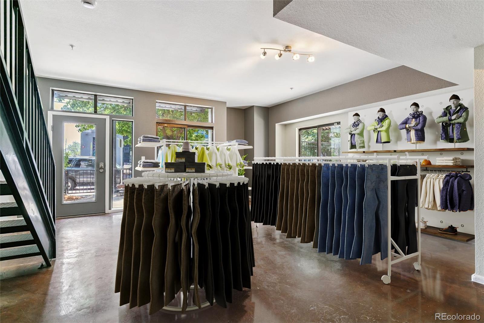 3195 Blake Street 101