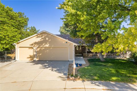 Photo of 18253 E Mansfield Avenue, Aurora, CO 80013 (MLS # 9175853)